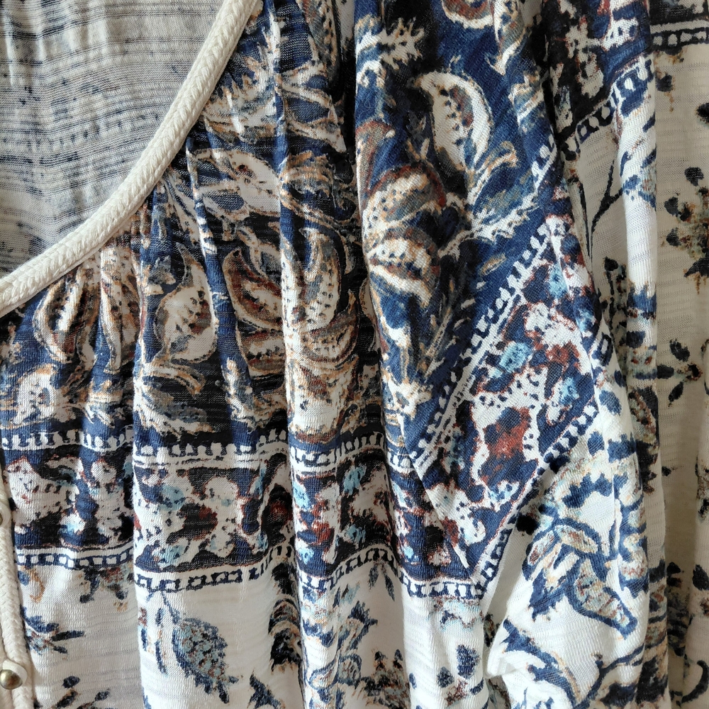 Lucky Brand Blue and White Floral Blouse - Picture 2 of 6